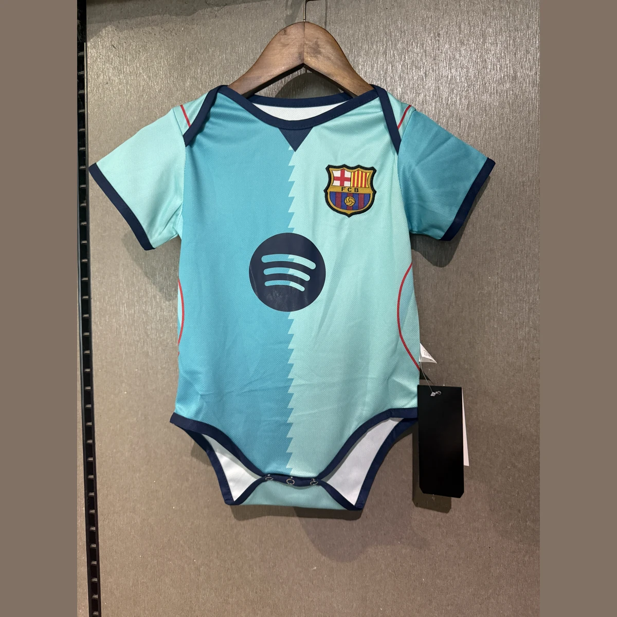 طقم بيبي برشلونة ثالث 2026/27