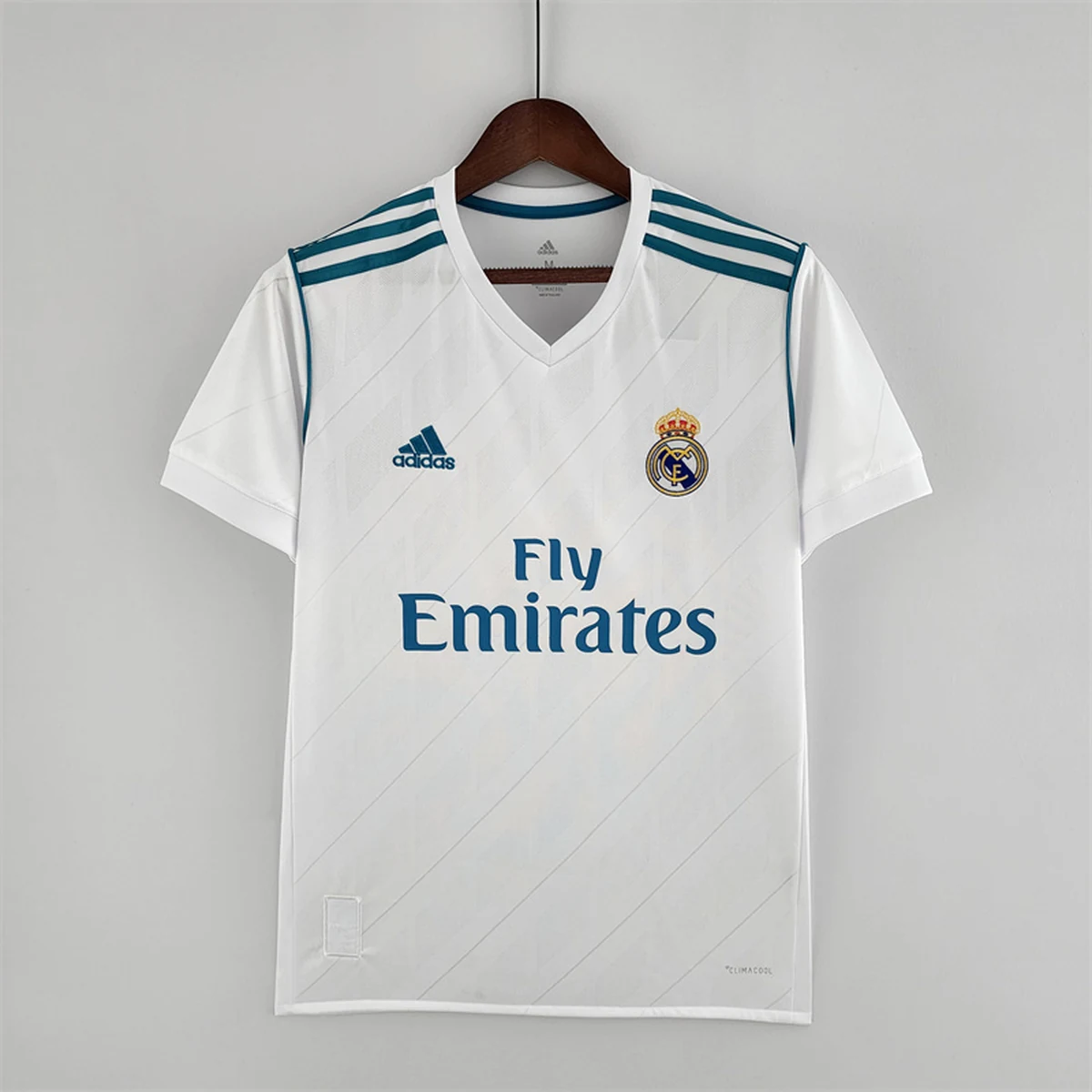 بلوزة ريال مدريد ريترو 2017/18 أساسية